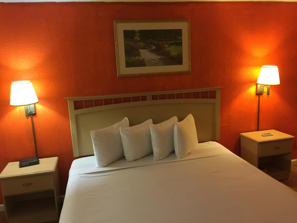 Country Hearth Inn- Kissimmee Eksteriør billede
