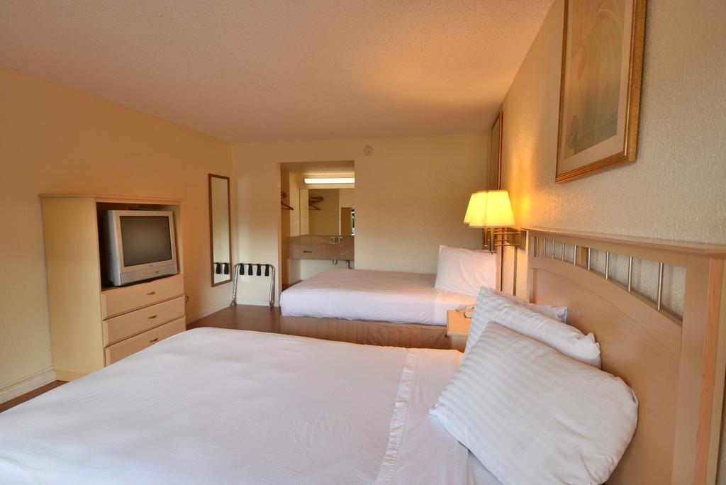 Country Hearth Inn- Kissimmee Eksteriør billede