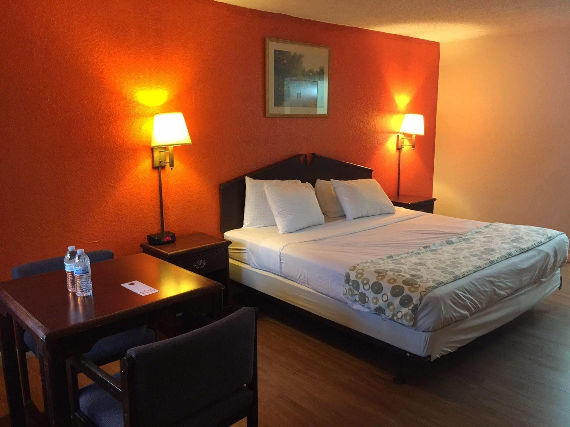 Country Hearth Inn- Kissimmee Eksteriør billede